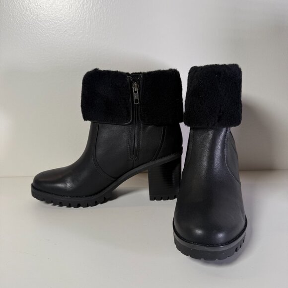 UGG Waterproof Bootie - W9 - Picture 2 of 9